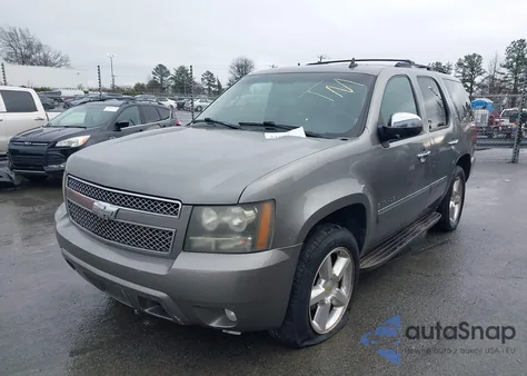 2009 Chevrolet Tahoe Ltz z USA, uszkodzony, nr VIN 1GNFC33069R270395